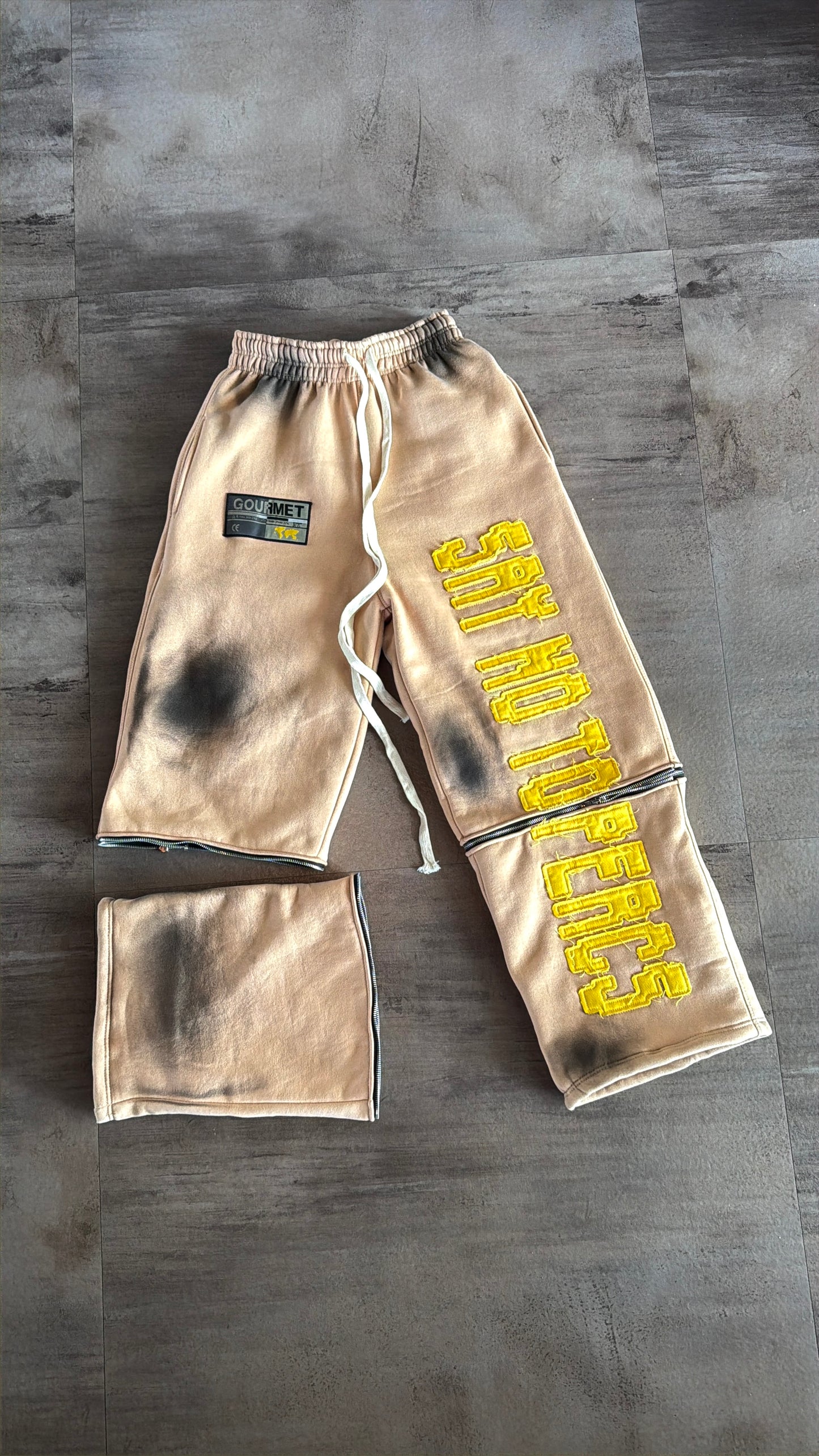 DIRTY MOCHA & YELLOW JORT PANTS ☕️💊